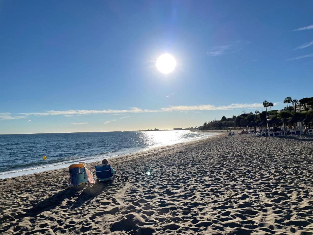 Beautiful Holiday Apartment 2 Bedroom Beach And Pool Malaga Marbella Calahonda Royale Mijas Costa Spain Екстер'єр фото
