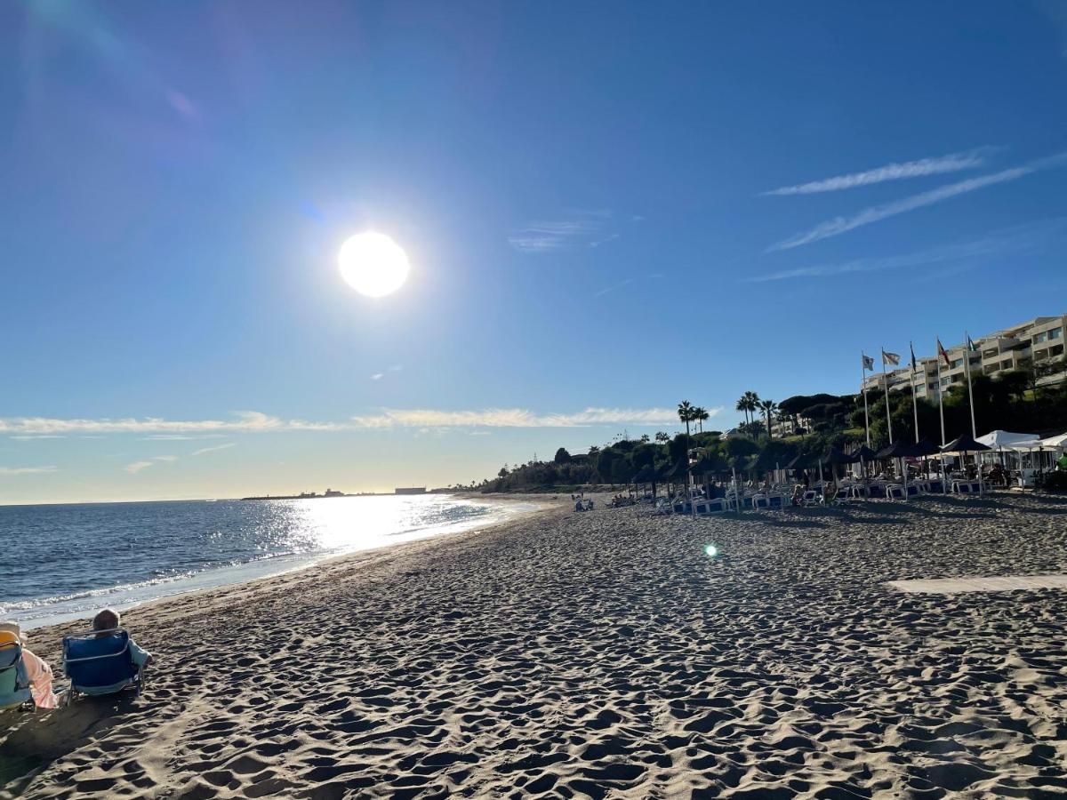 Beautiful Holiday Apartment 2 Bedroom Beach And Pool Malaga Marbella Calahonda Royale Mijas Costa Spain Екстер'єр фото