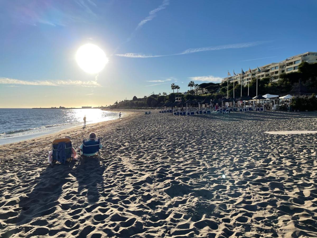 Beautiful Holiday Apartment 2 Bedroom Beach And Pool Malaga Marbella Calahonda Royale Mijas Costa Spain Екстер'єр фото
