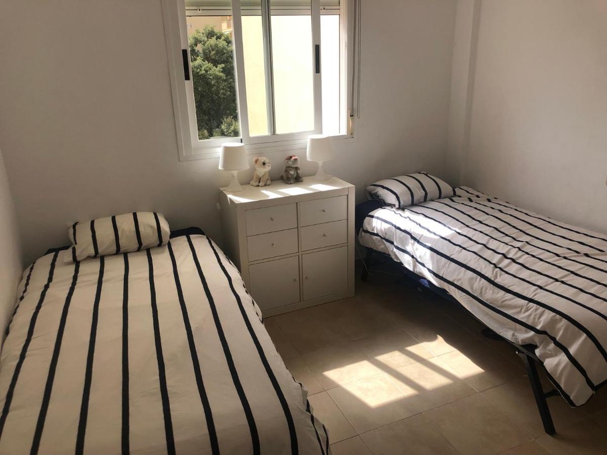 Beautiful Holiday Apartment 2 Bedroom Beach And Pool Malaga Marbella Calahonda Royale Mijas Costa Spain Екстер'єр фото